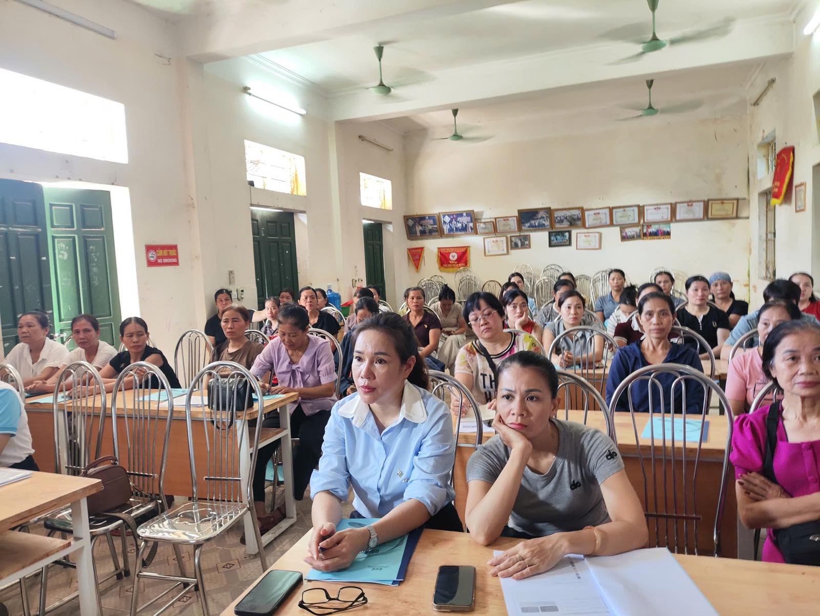 Hình ảnh lớp học
