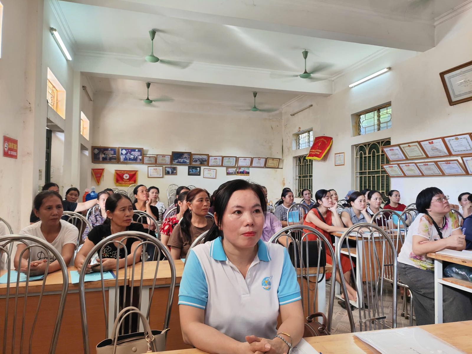 Hình ảnh lớp học