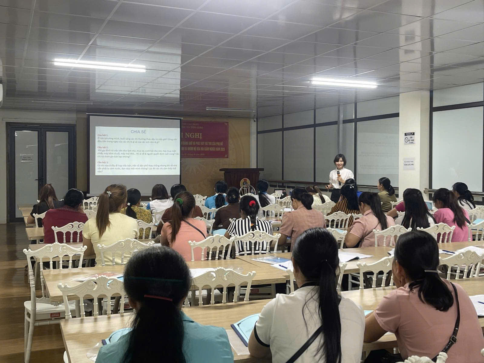 Giảng viên: TS. Nguyễn Thị Yến – Giám đốc Trung tâm SMART, Trường Đại học Nông Lâm – Đại học Thái Nguyên.